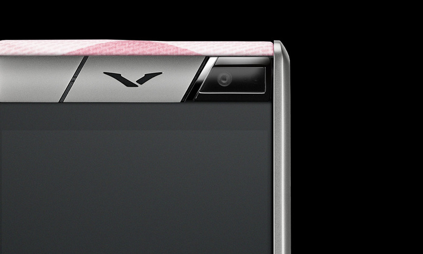 廉価版なのに約44万円！ 英高級スマホブランド「VERTU」が新モデル