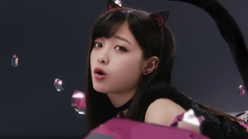 橋本環奈が黒猫に 17歳と思えない大人の仕草 動画 8枚目の写真 画像 Rbb Today