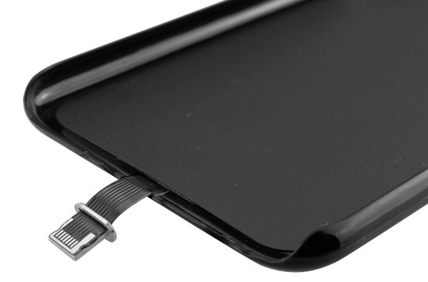 近未来的！スマホを浮かべてワイヤレス充電する「OvRcharge」登場