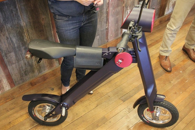 写真はNavyモデルをUPQ BIKEに取り付けたところ