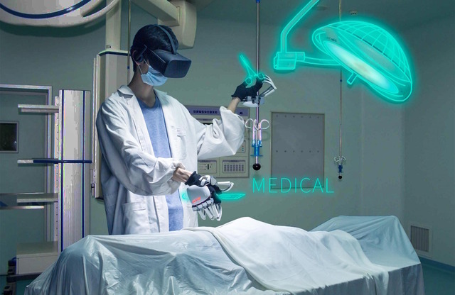 SF映画に出てきそうなハイクオリティーVRグローブ「Dexmo」デモ映像