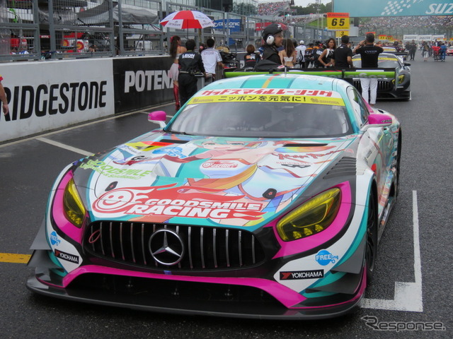 今季のGT300クラスを戦っている #4 グッドスマイル 初音ミク AMG。