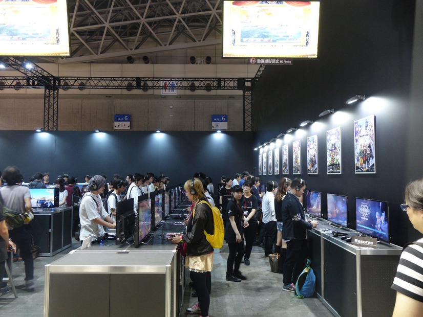 いよいよ本日一般公開！写真でチェックする「東京ゲームショウ 2016」