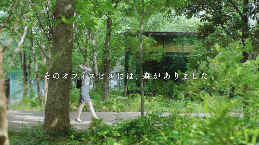 早見あかり、スーツ姿初々しい新入社員に！奮闘する姿をCMで演じる