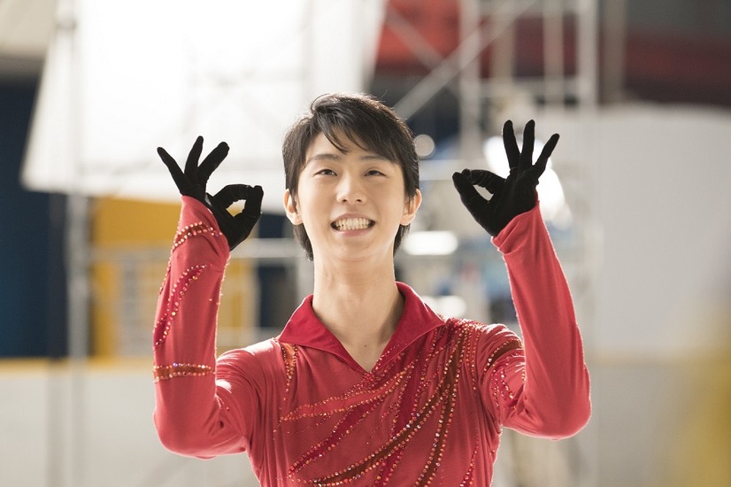 浅田真央、羽生結弦がロッテ新CMに登場！氷上の美しい演技を披露