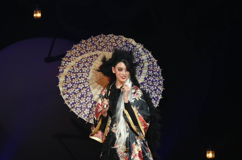 三吉彩花（c）ジャック・オー・ランド