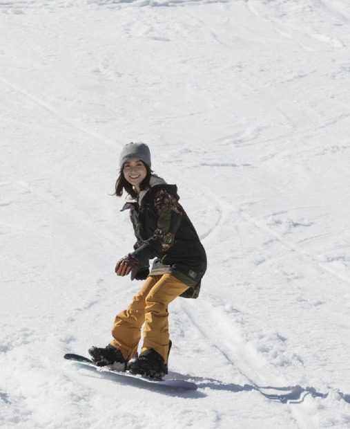 大島優子、スノボでサプライズ登場！……スキー場開きイベント