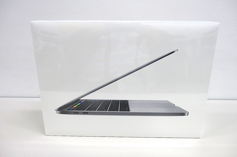 Touch Bar搭載の新型MacBook Proを入手！ひと足早く開封レポをお届け