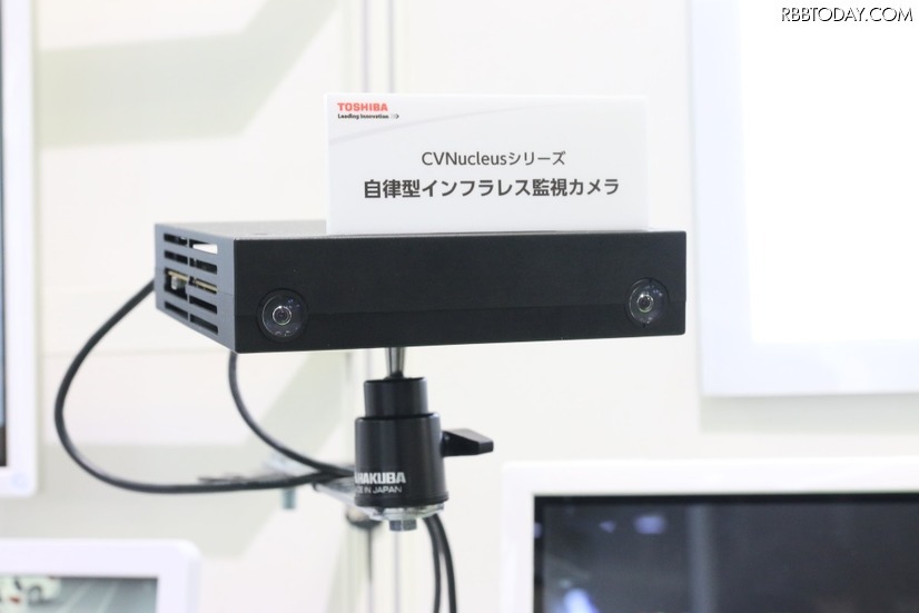 「自立型インフラレス監視システム」のカメラ部分。ステレオカメラで、1,280×1,080／30fpsピクセルに対応し、拡張機能により、望遠、魚眼、赤外線にも対応（撮影：防犯システム取材班）