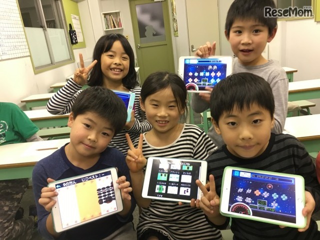 iPad教材「そろタッチ」で珠算式暗算を学ぶ