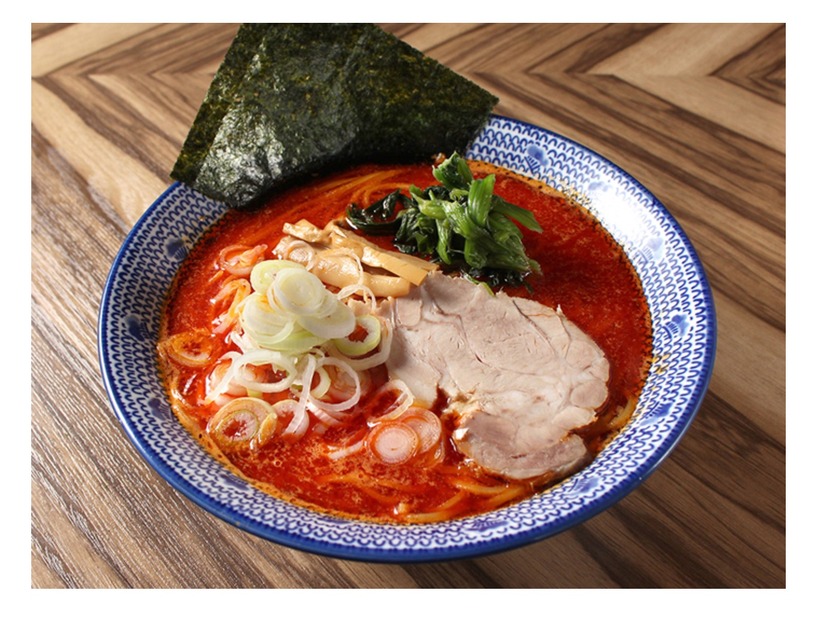 丼が真っ赤！激辛豚骨ラーメン専門店が名古屋に登場！