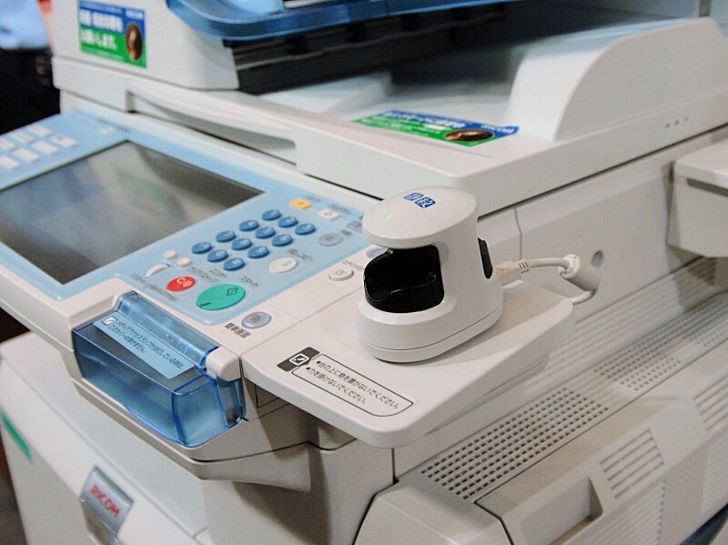 　日立製作所が開催するプライベートイベント「日立 uVALUEコンベンション2008」では、同社が力を入れる指静脈認証をアピールしている。