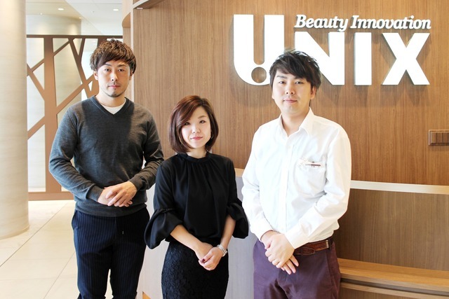 左からUNIX第一営業部部長の堀井信彦氏、KIRARITO GINZA店主任の福永雪氏、同店店長の加藤孝幸氏