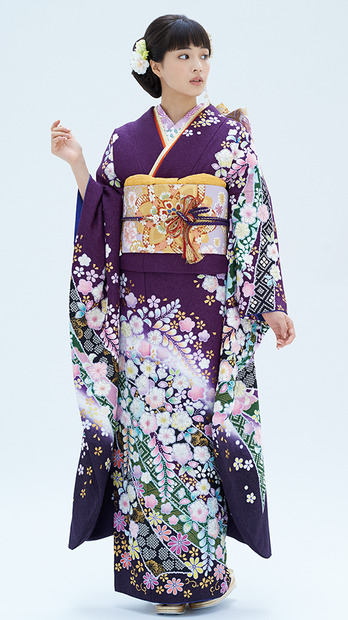 どの着物姿が好き？可愛すぎる広瀬すずが公開中