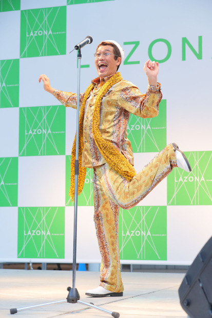 ピコ太郎、PPAP関連で稼ぎは2億円!?