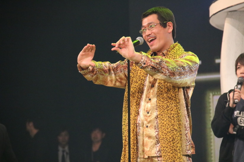 ピコ太郎、「PPAP」第九バージョンに新垣結衣、唖然！