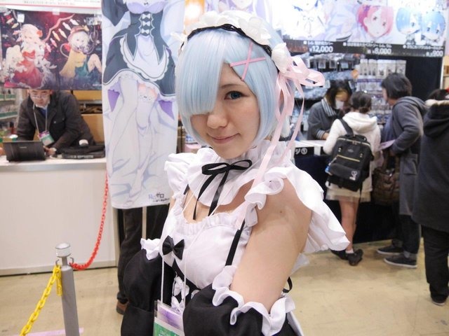 【コミケ91】企業ブースを彩った美女たちを写真100枚でお届け！