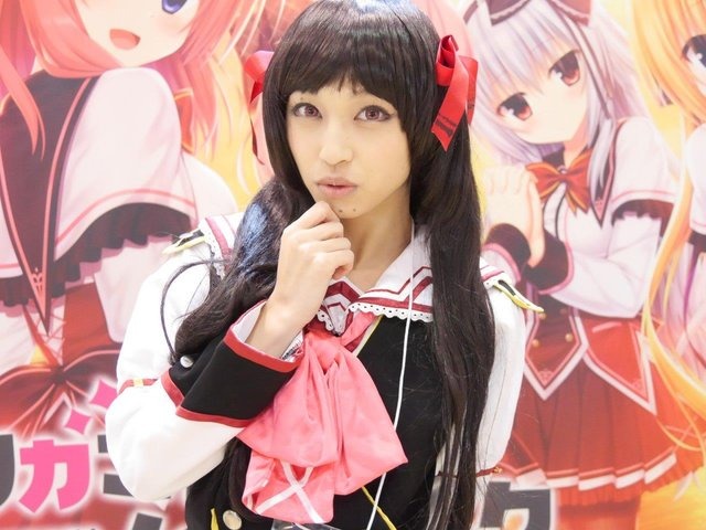 【コミケ91】企業ブースを彩った美女たちを写真100枚でお届け！