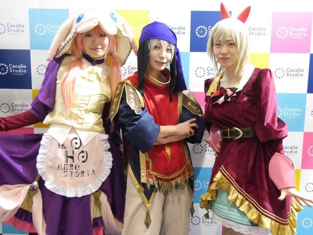 【コミケ91】企業ブースを彩った美女たちを写真100枚でお届け！