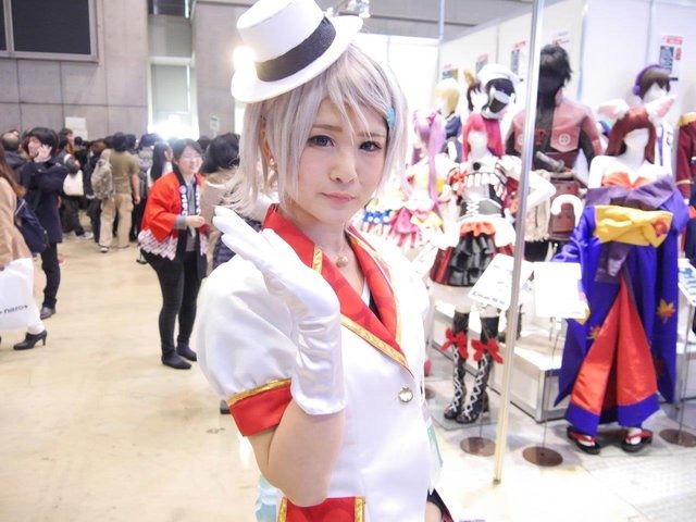 【コミケ91】企業ブースを彩った美女たちを写真100枚でお届け！