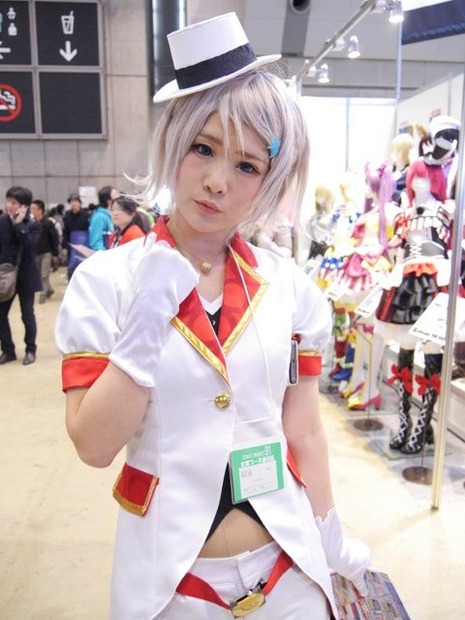 【コミケ91】企業ブースを彩った美女たちを写真100枚でお届け！