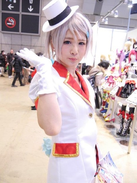 【コミケ91】企業ブースを彩った美女たちを写真100枚でお届け！