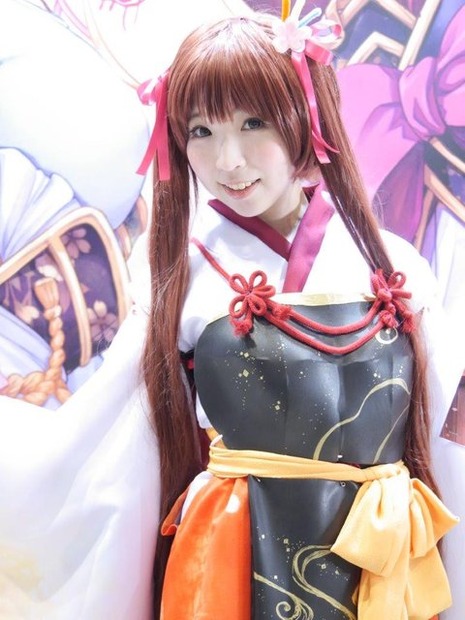 【コミケ91】企業ブースを彩った美女たちを写真100枚でお届け！