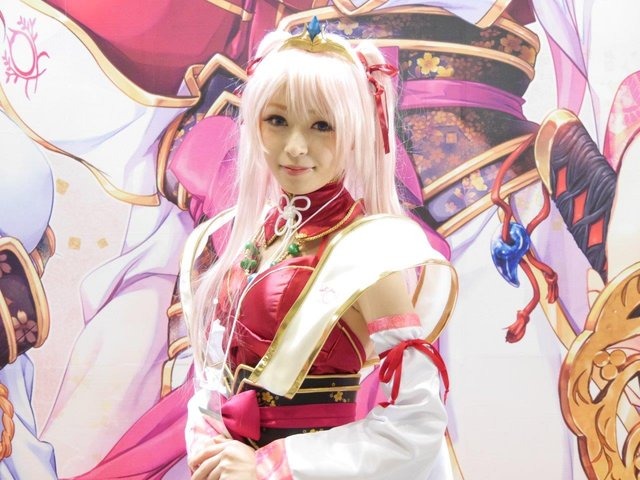 【コミケ91】企業ブースを彩った美女たちを写真100枚でお届け!
