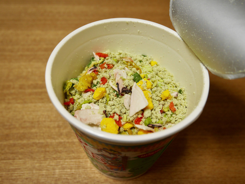 意外とイケる!?　抹茶味のカップヌードルを実食レポート