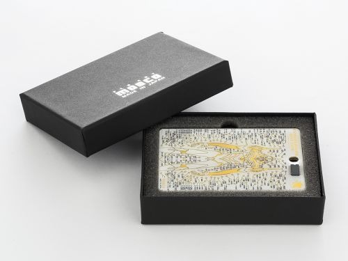 「エヴァンゲリオン」初号機の胸部が光る！人気の基板iPhoneケースに新商品登場