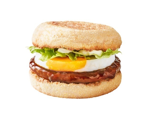 マクドナルド、20センチもベーコンを挟んだ「ギガベーコンてりたま」など発表！