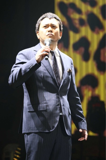 ピコ太郎が初の武道館LIVE！くりぃむしちゅーや爆笑問題、五木ひろしも登場