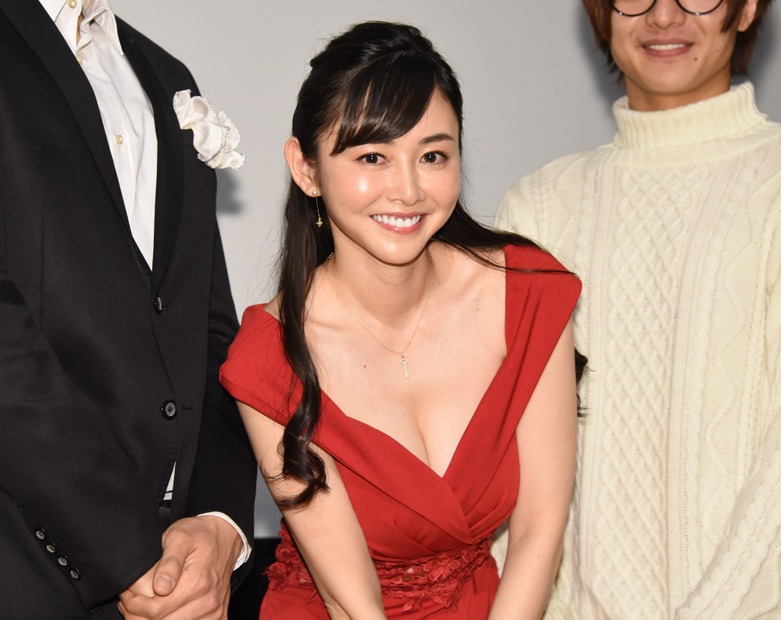 杉原杏璃、自伝小説映画化でヒロイン！グラビア引退説は完全否定