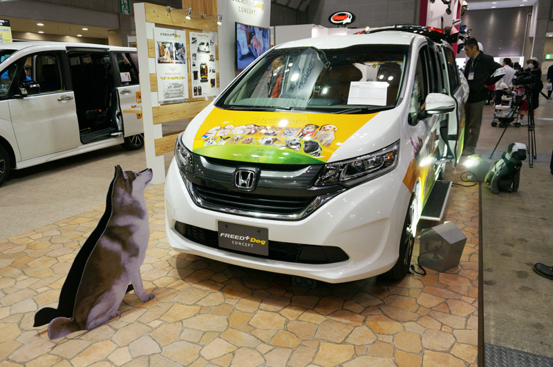 ホンダアクセスが展示したコンセプトカー「FREED+Dog CONCEPT」