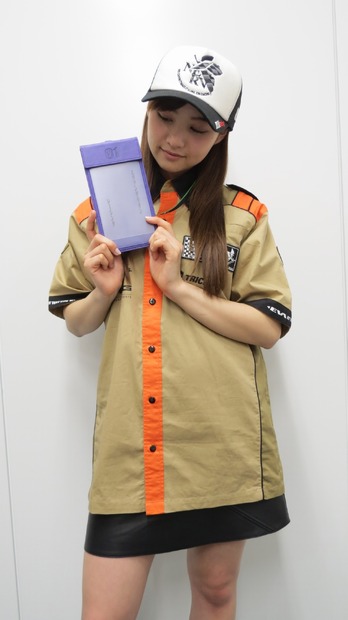 エヴァンゲリオンレーシング、NERV職員モチーフのPITシャツ公開！