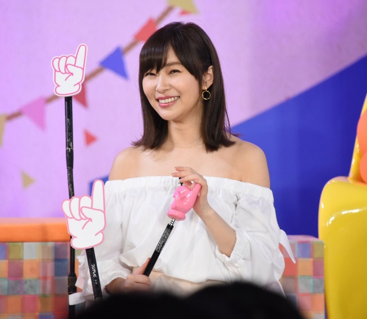 指原莉乃「通帳を見てにやけることが増えました」、生活の変化を聞かれ告白！