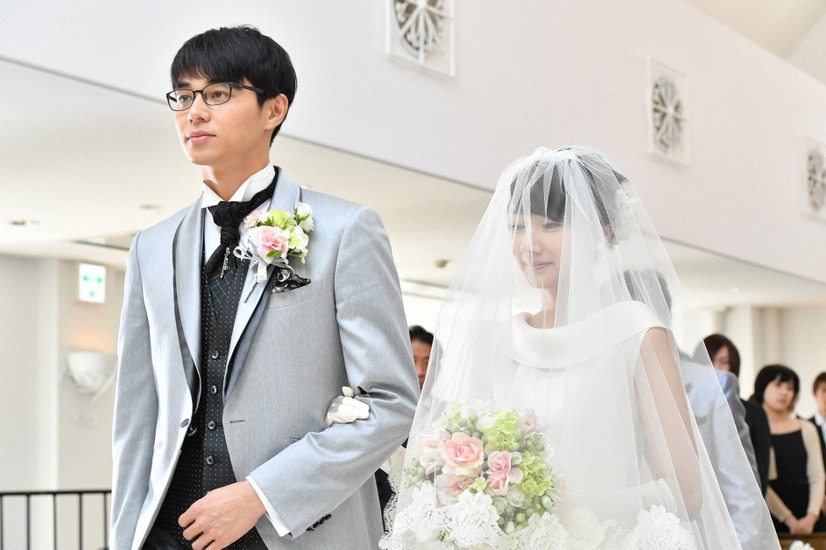 大人の四角関係を描くドラマ『あなたのことはそれほど』、波瑠主演で今夜22時放送！