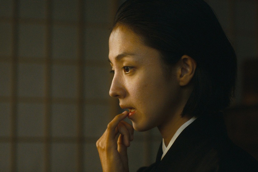 『海辺の生と死』(c)2017島尾ミホ/島尾敏雄/株式会社ユマニテ