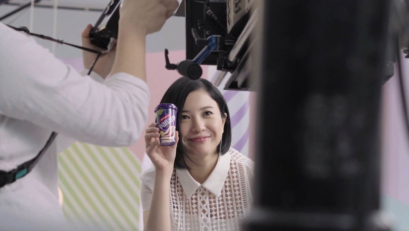 吉高由里子がユーチューバーに！グリコ『パナップ』のCMでHIKAKINと初共演
