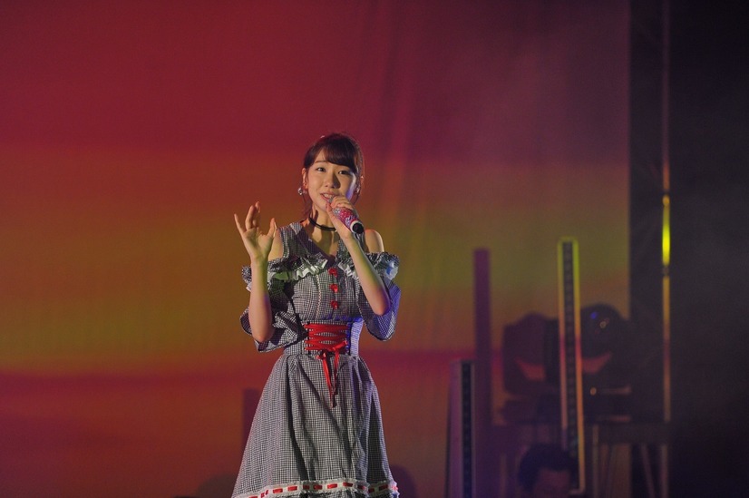「あるある City ホログラムシアー」 グランドオープン！柏木由紀と宇野実彩子(AAA)が登場