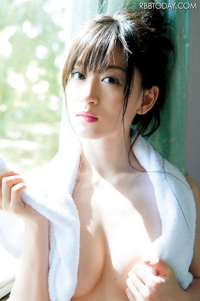 稲村亜美、泉里香、村主章枝……チェックしておきたい注目セクシー写真集