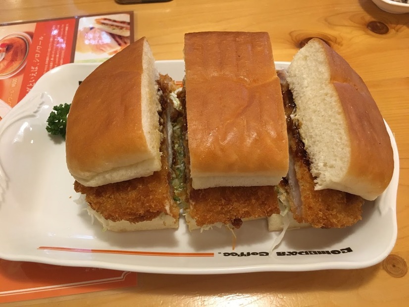 満足度高いコメダ珈琲店の「ミソカツサンド」