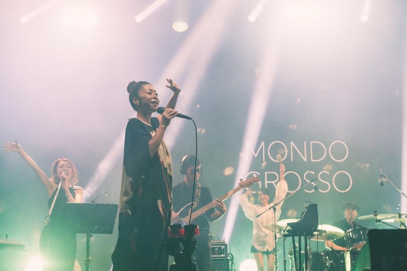 FUJI ROCK FESTIVALに満島ひかりが登場！『ラビリンス』を披露して観客魅了