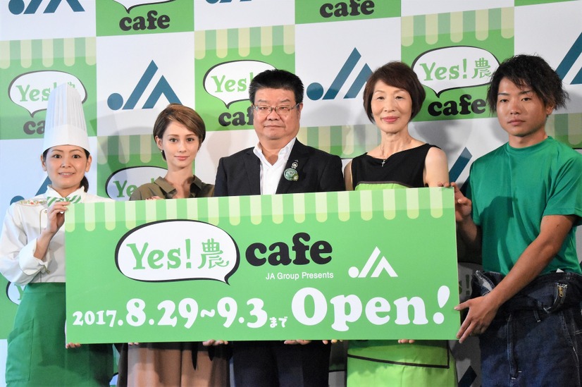 JA「Yes! 農cafe」オープンイベントにダレノガレ明美が登場
