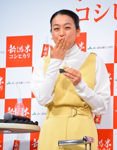 浅田真央【撮影：竹内みちまろ】