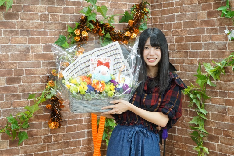AKB48 チーム8・大西桃香の写真集発売が生配信でサプライズ決定！
