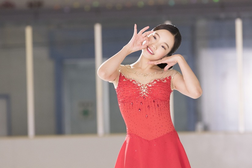 本田真凜、キュートなOKポーズをCMで披露！