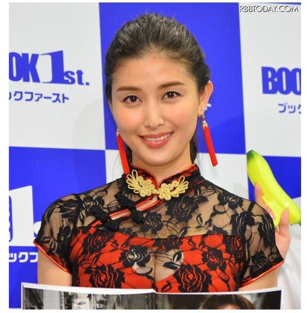 アイドルが下着姿を披露…菜々緒、紗栄子、足立梨花、指原莉乃ら