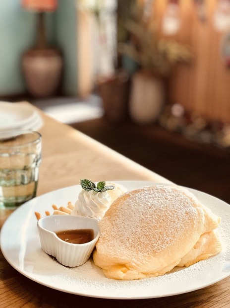 ちょっぴりエッチな名作が蘇る、ドキドキのワニプレートを食す！