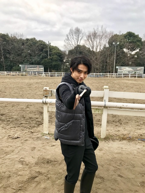 山崎賢人のカッコ良すぎるオフショットに反響